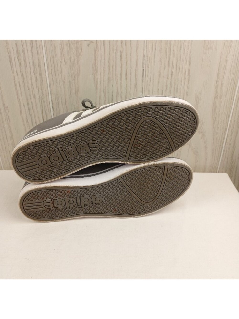 Salty Adidas VS Pace Trainers Gray Men's 10 US white strip low top tie shoe READ - Picture 5 of 10